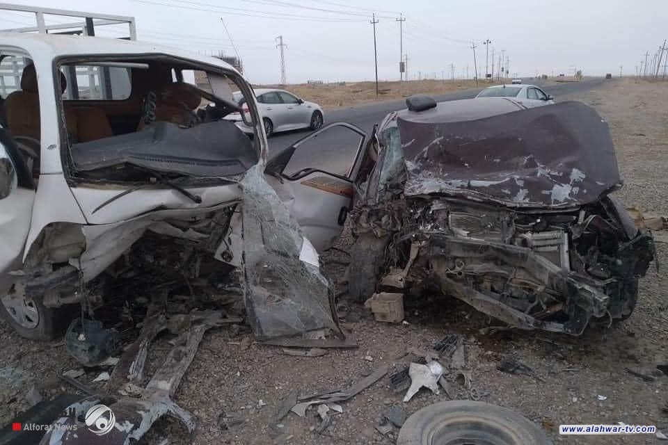 إصابة 3 اشخاص بينهم ضابطين برتبة عميد بحادث سير شمال الناصرية